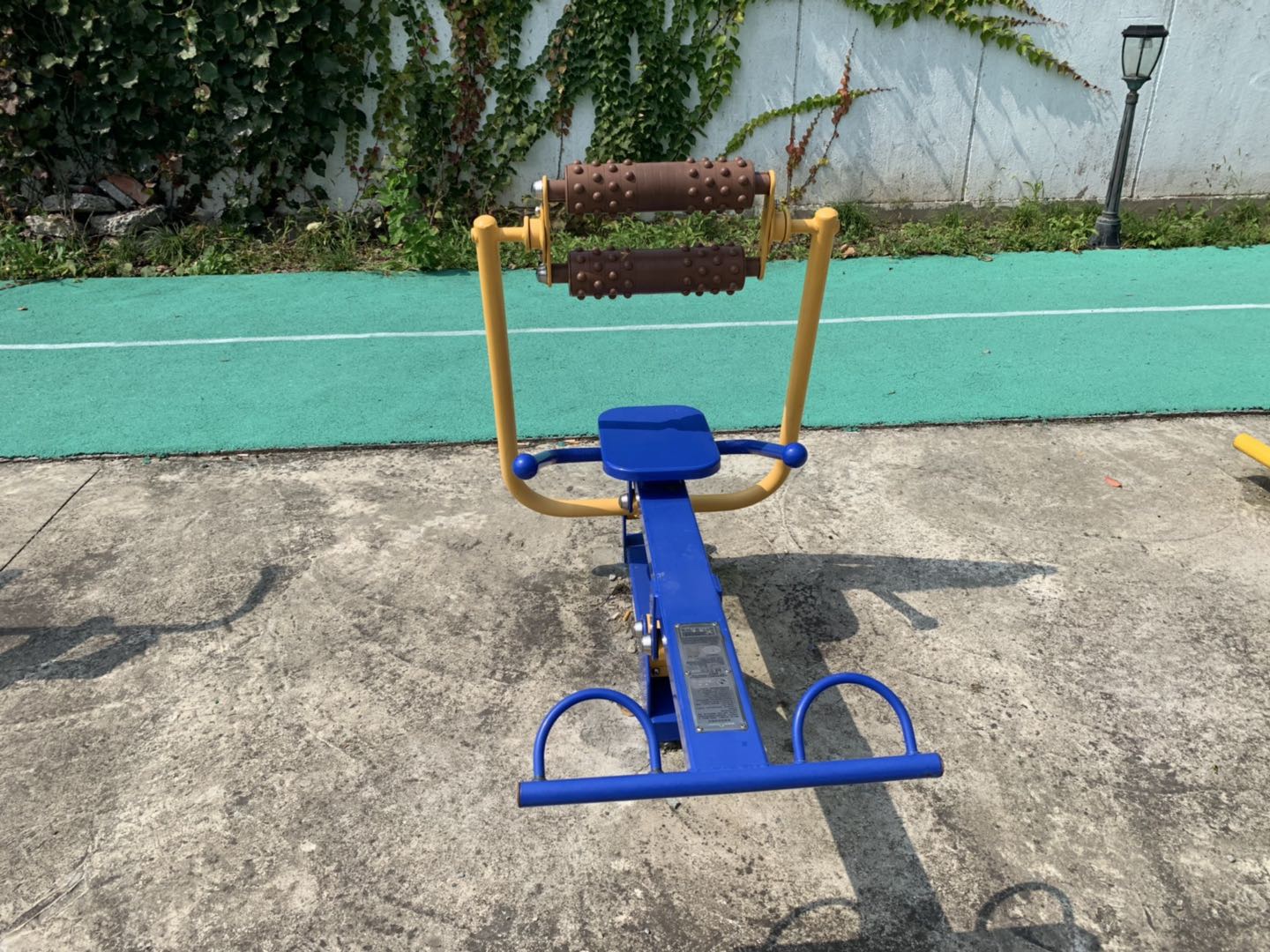 腹背屈伸训练器