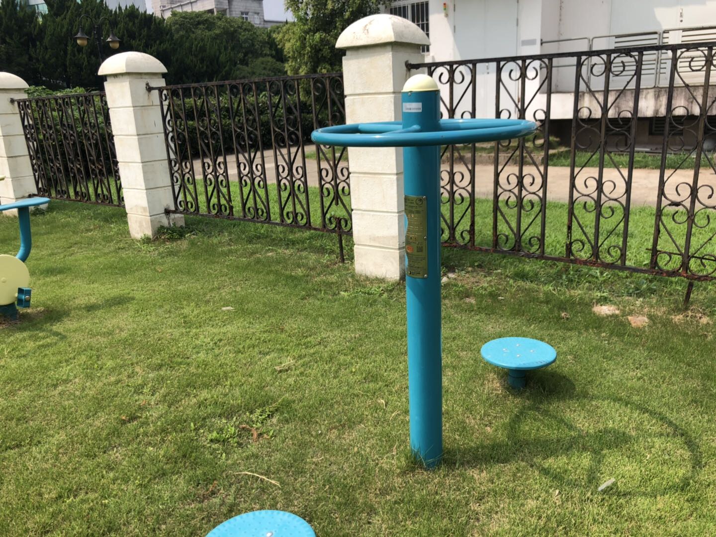 双位扭腰器