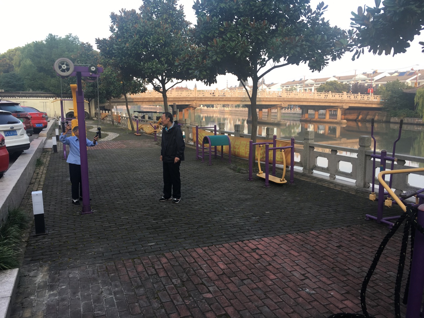来淞小区健身点