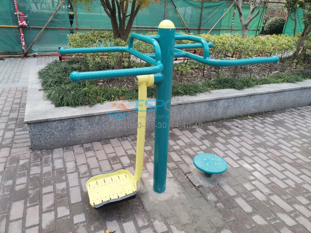 扭腰钟摆器