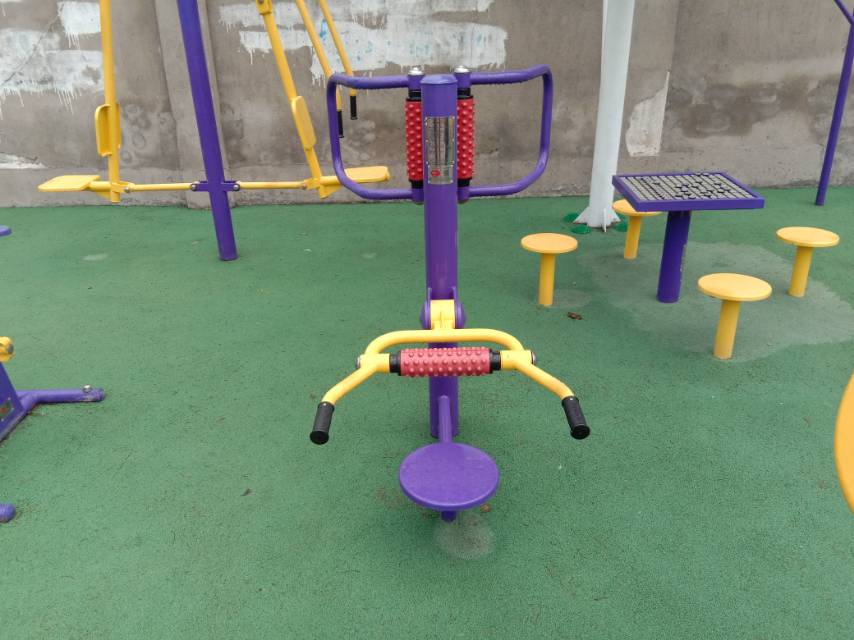 腰背按摩器