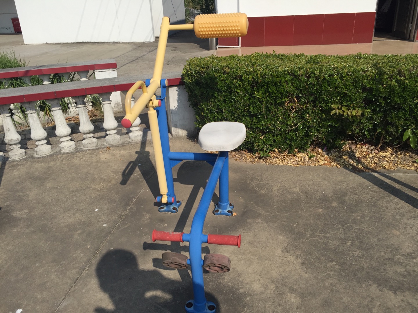 腹背锻炼器