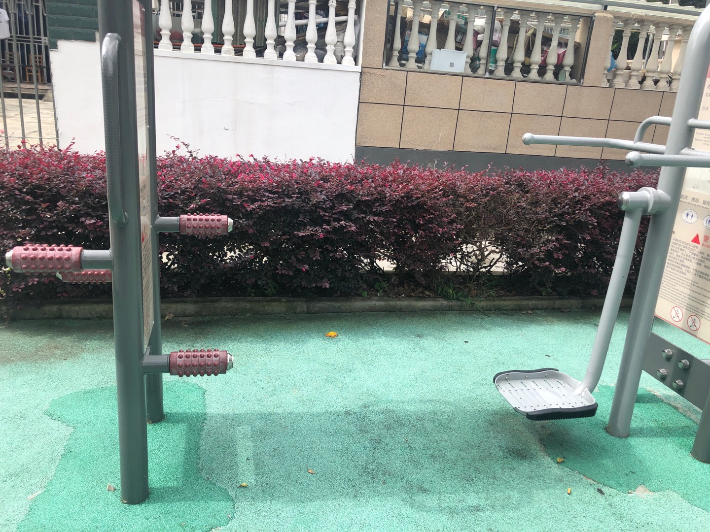 四级压腿按摩器
