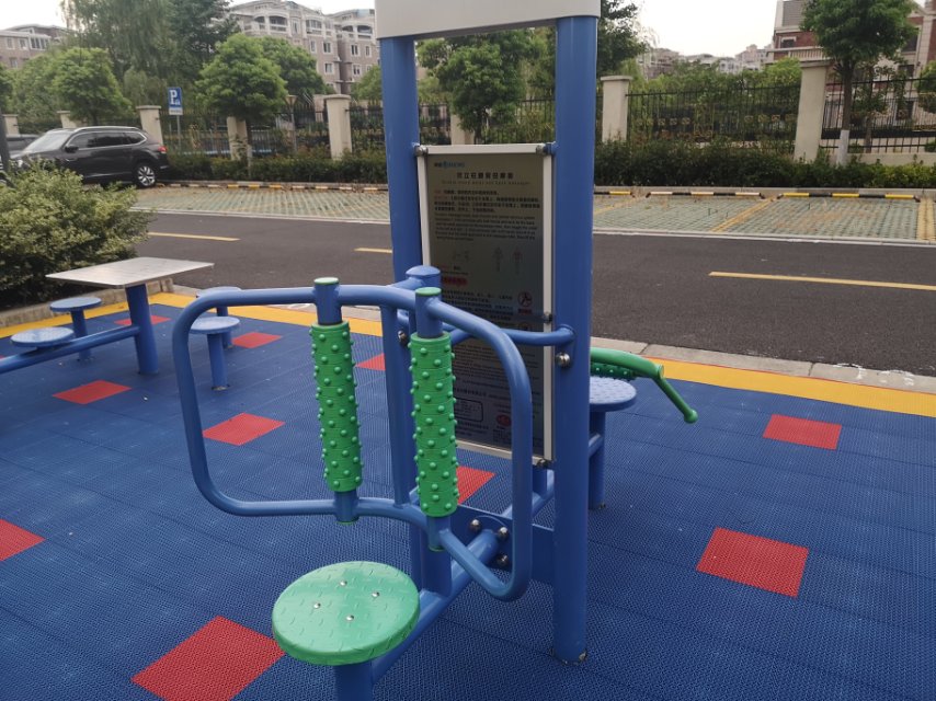 双立柱腰背按摩器