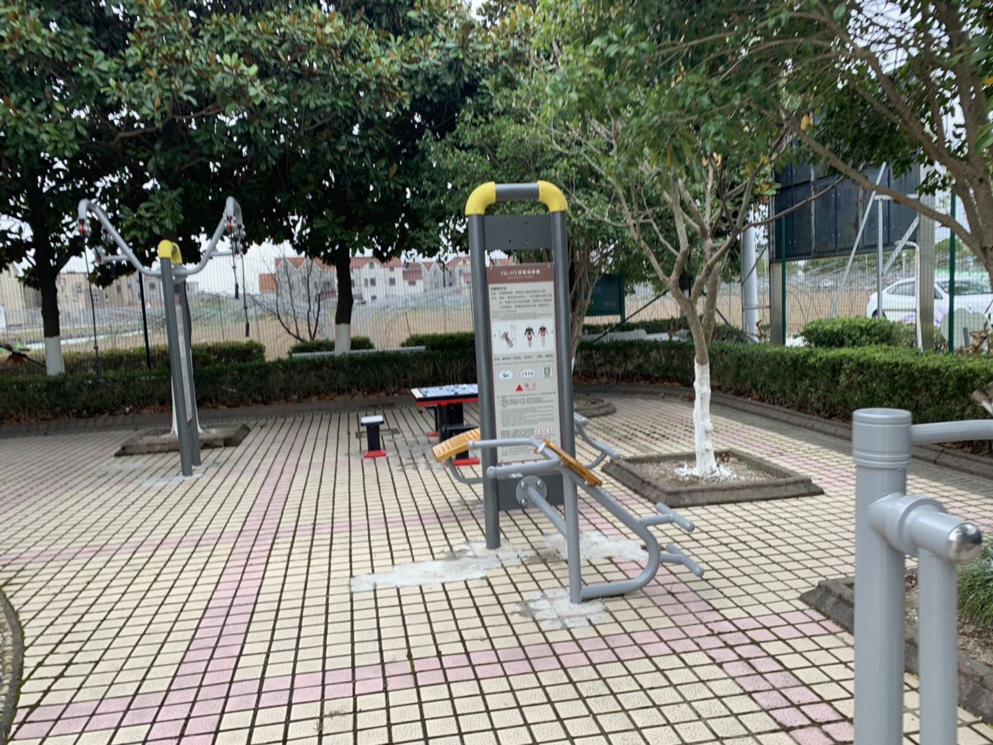 背肌训练器