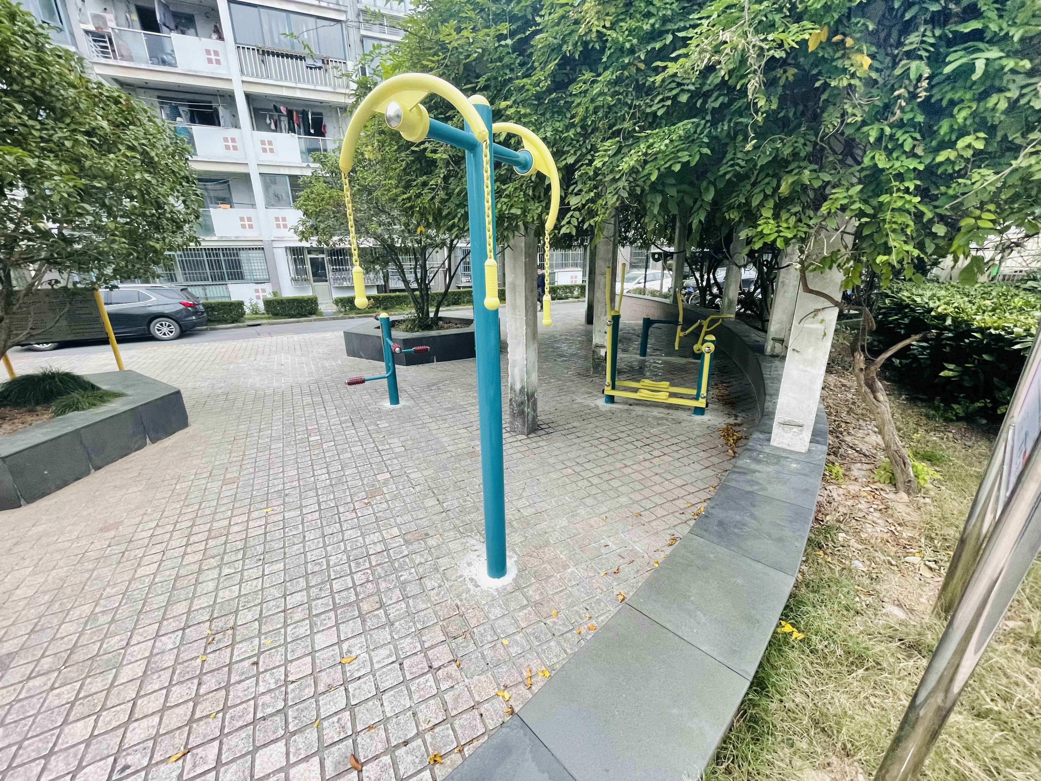 浦东新区高东镇高东新村第二居民委员会健身苑点1