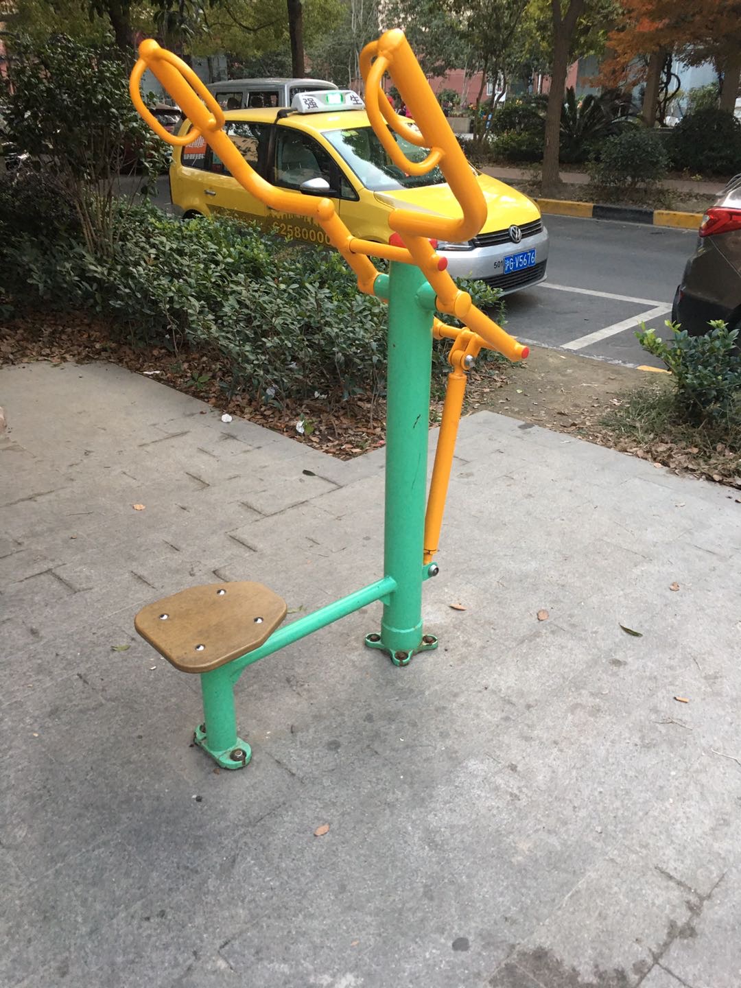 上肢锻炼器