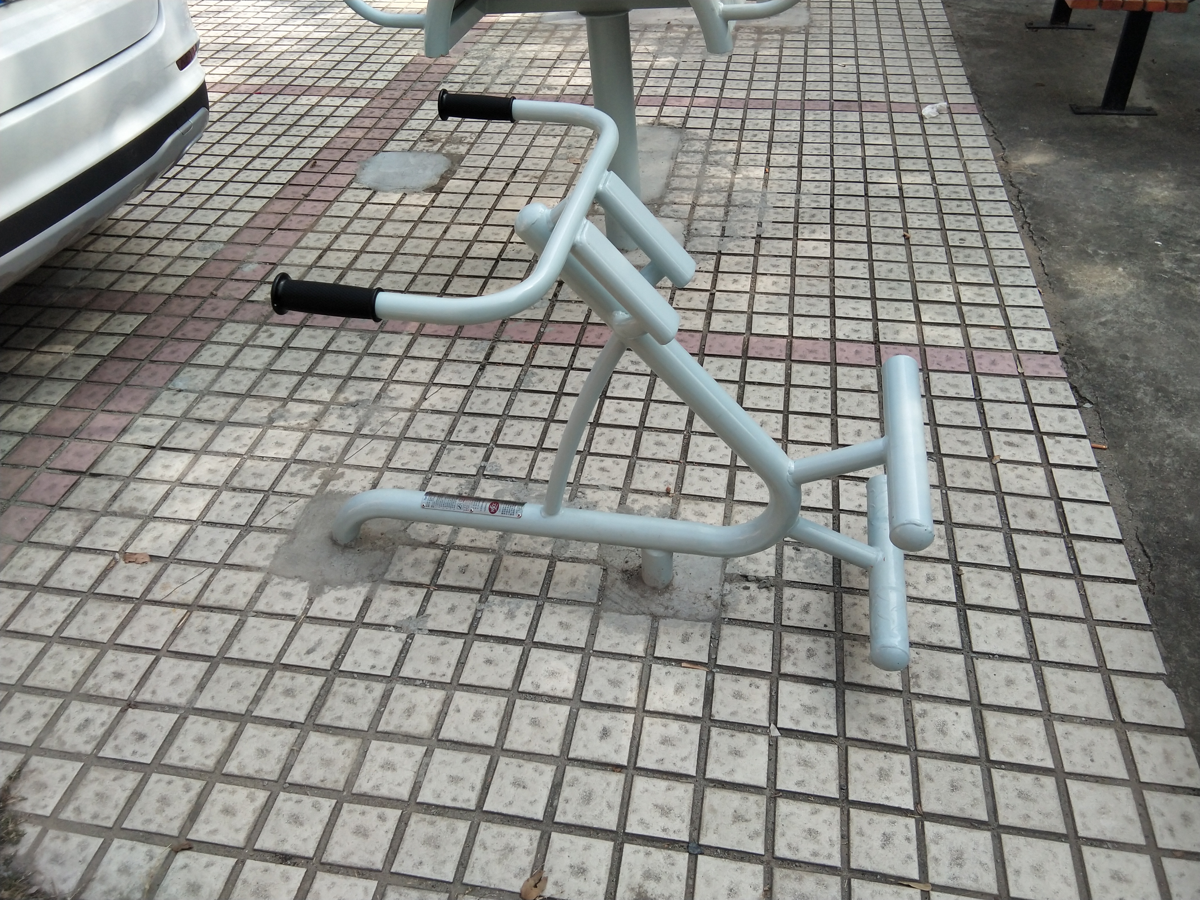 背肌训练器