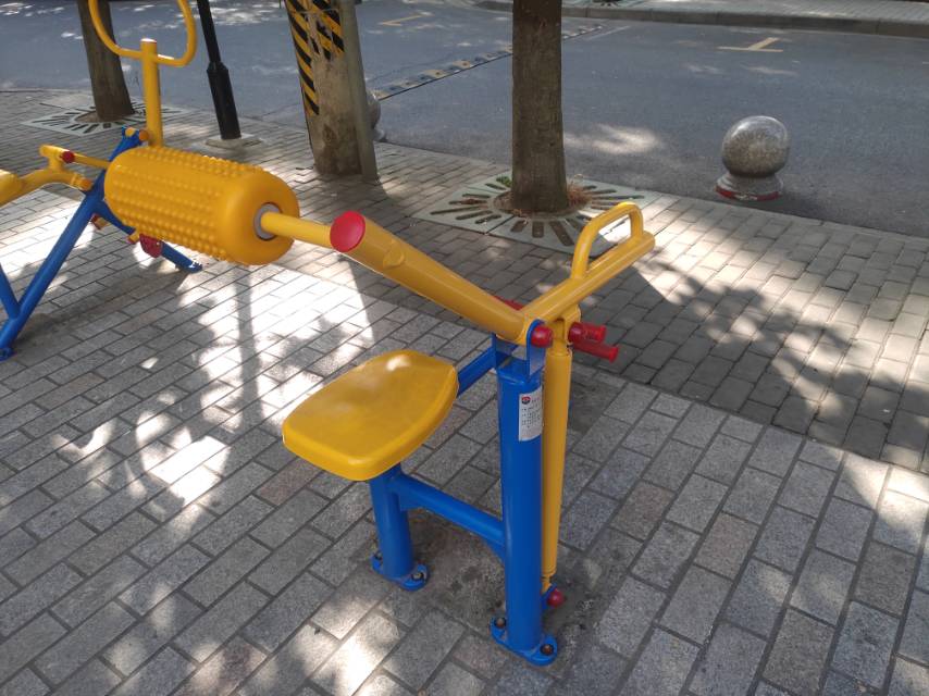 腹背锻炼器