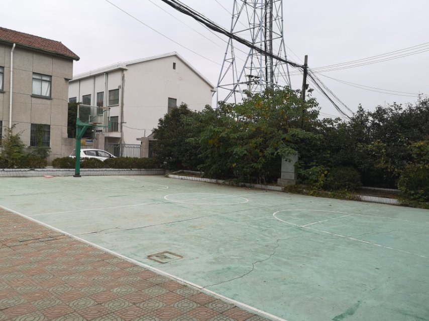 下沙居委篮球场