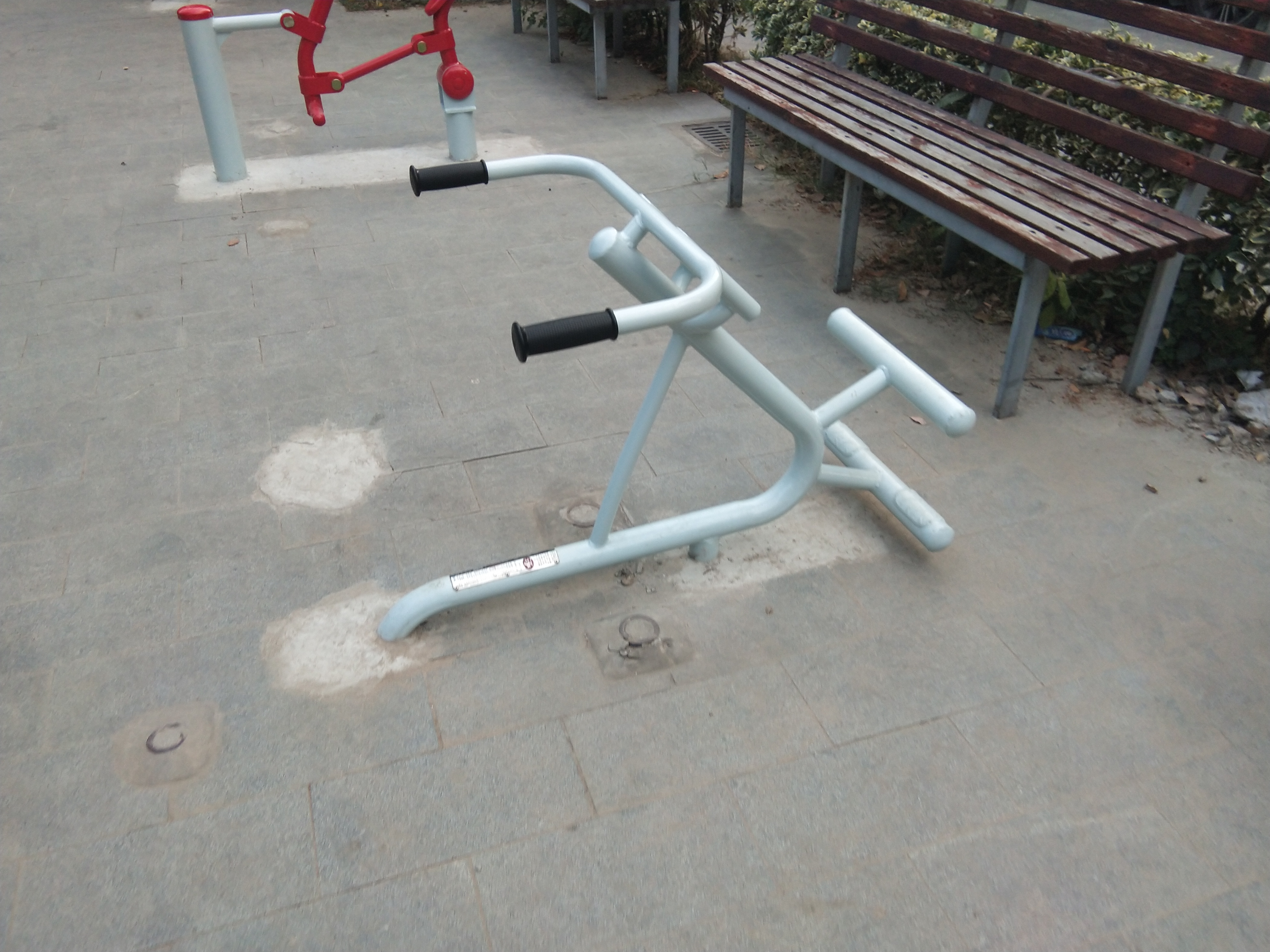 背肌训练器