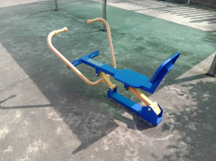 划船器