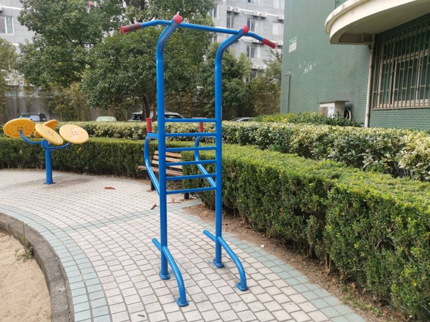 多功能锻炼器