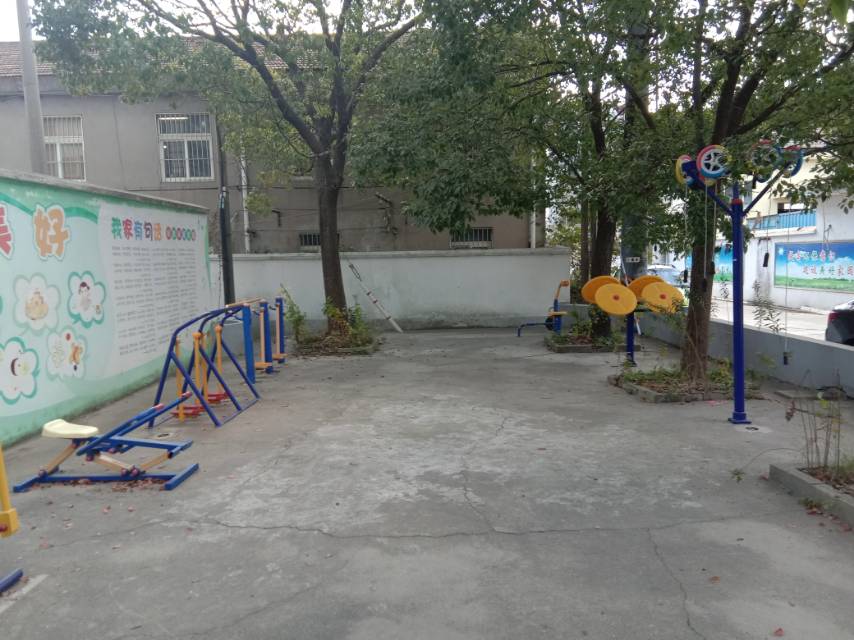 祝东村委会祝东村706号北健身路径
