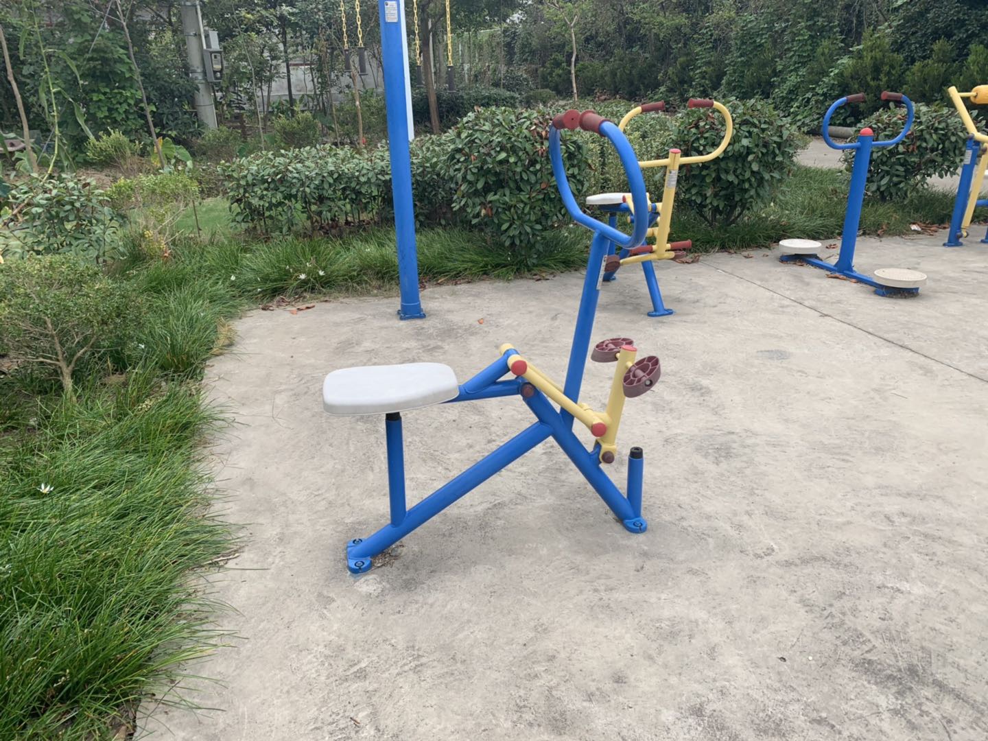 腰力锻炼器