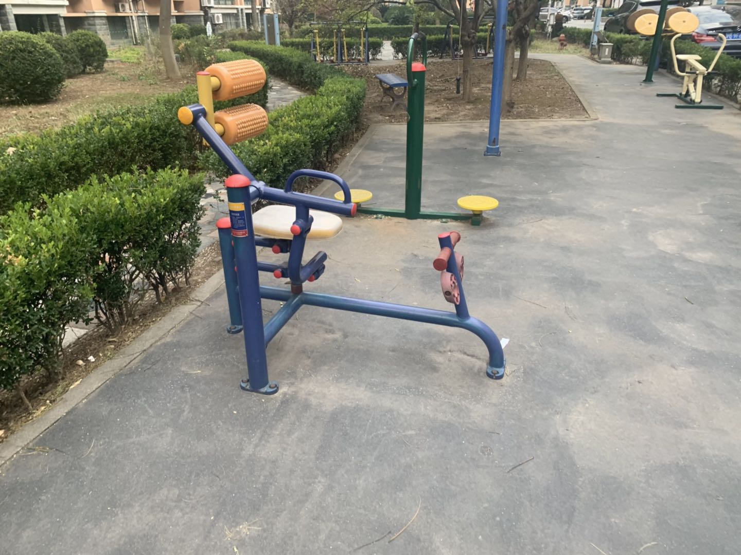 腹背锻炼器