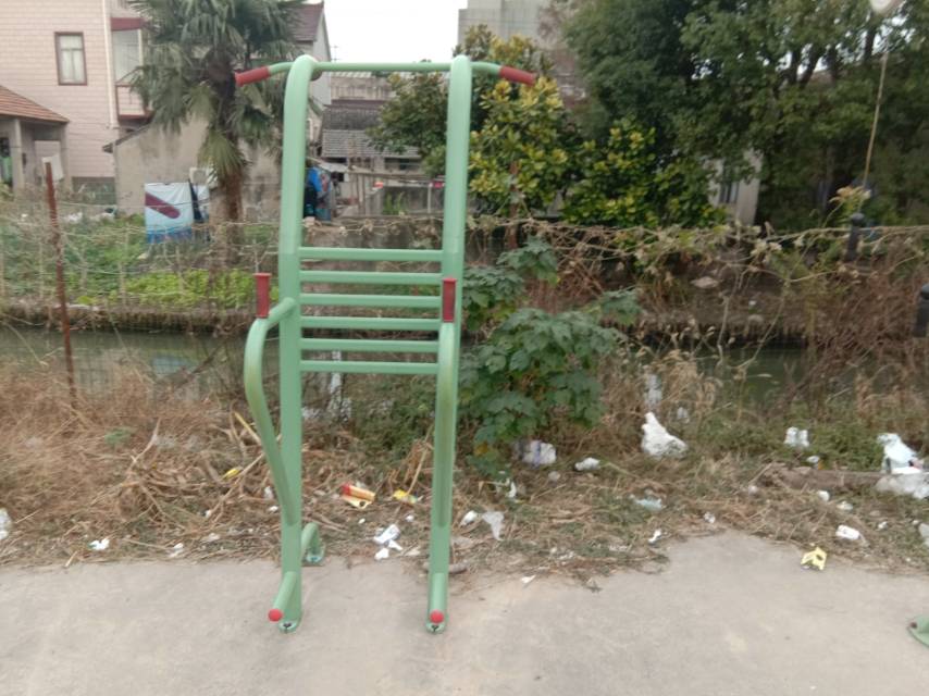 多功能锻炼器