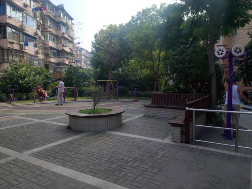 通河八村三居委第一健身点
