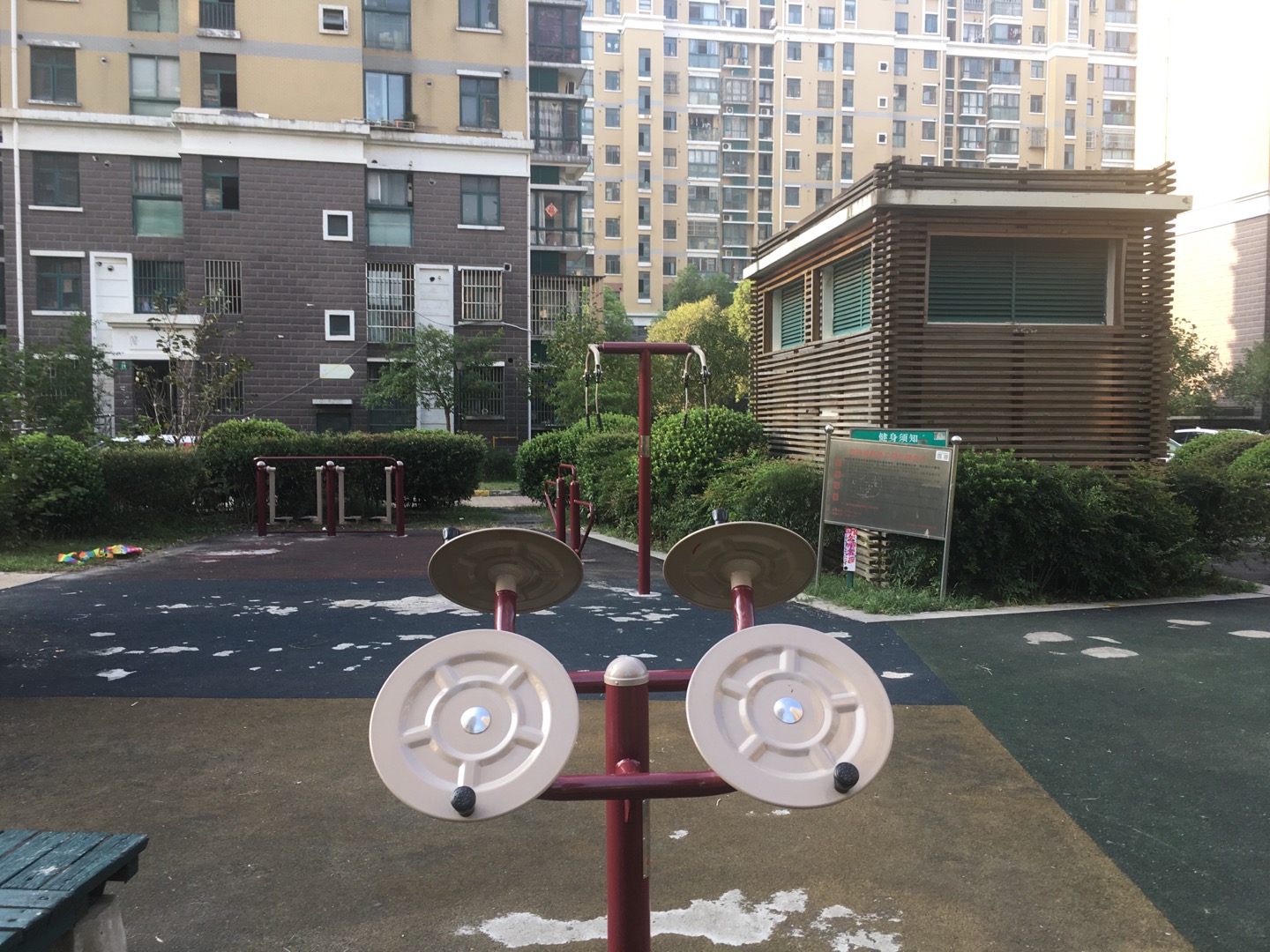 景港二期健身点1