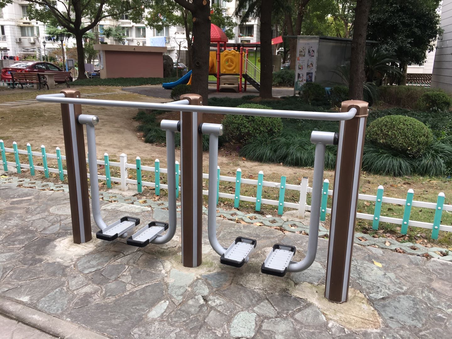 双位太空漫步机