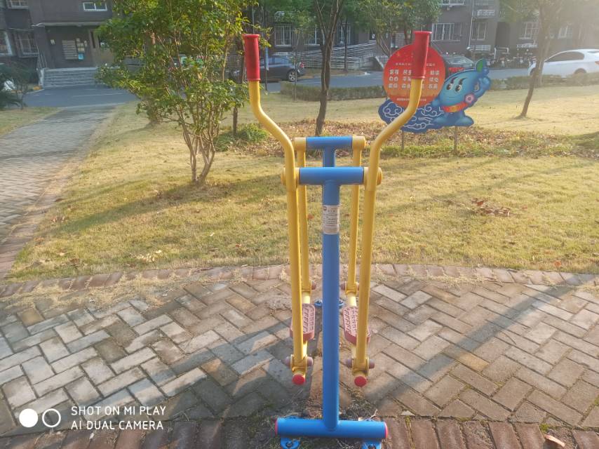滑行器