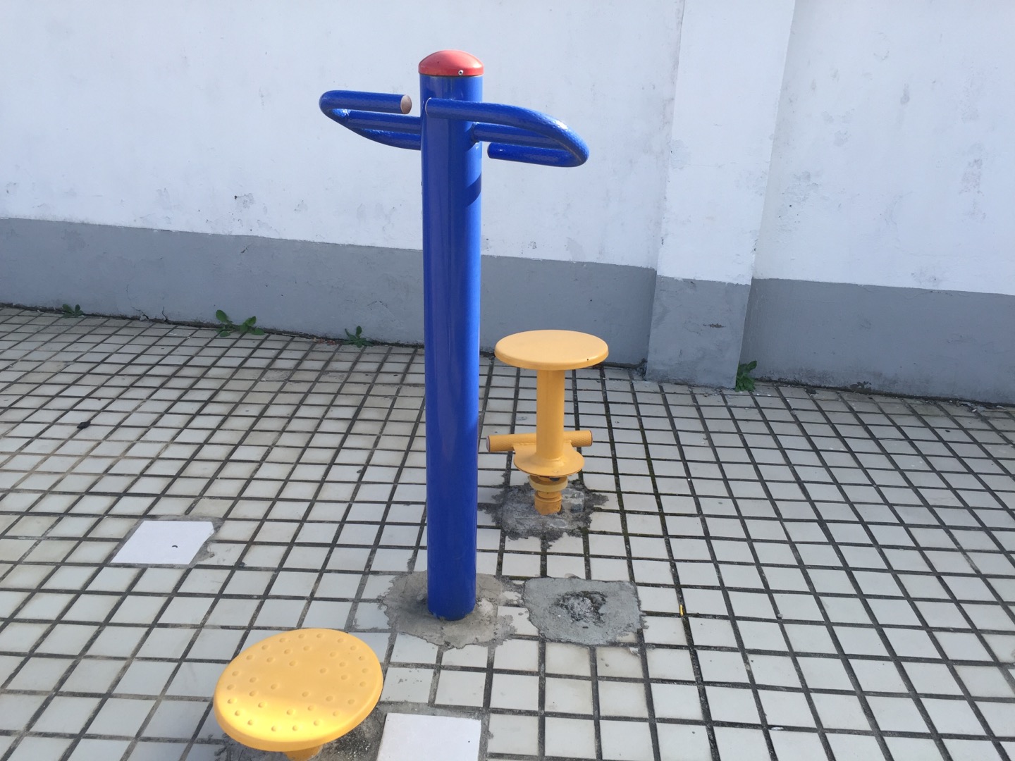 双位扭腰器