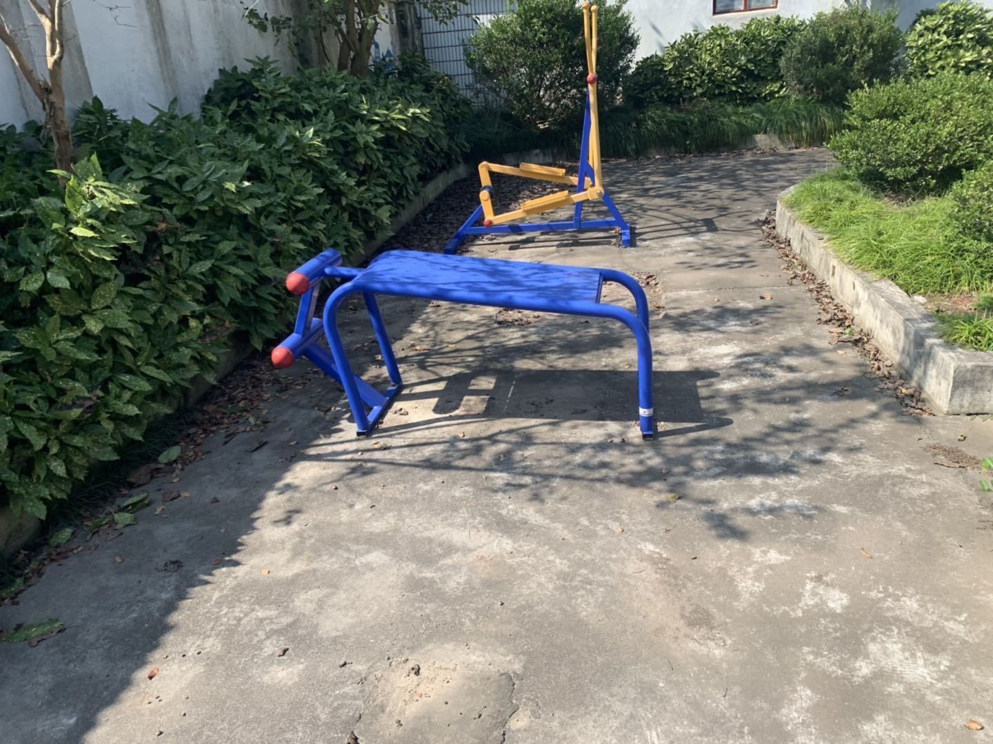 仰卧起坐板