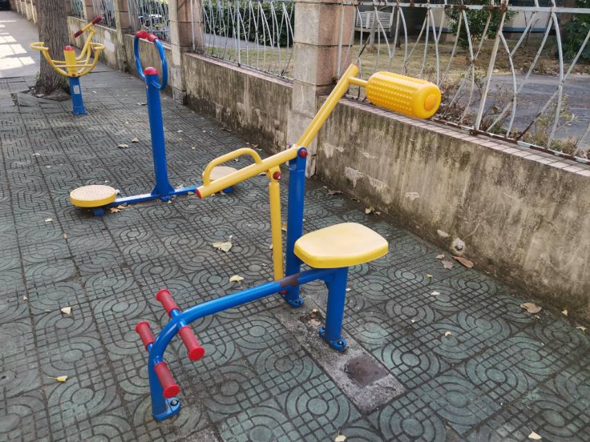 腹背锻炼器