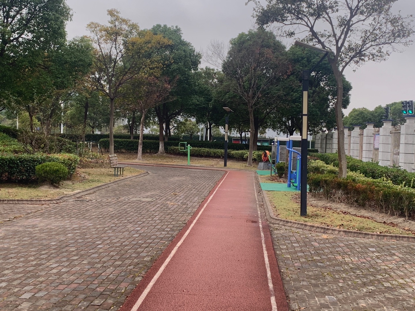 鹤园市民益智健身点