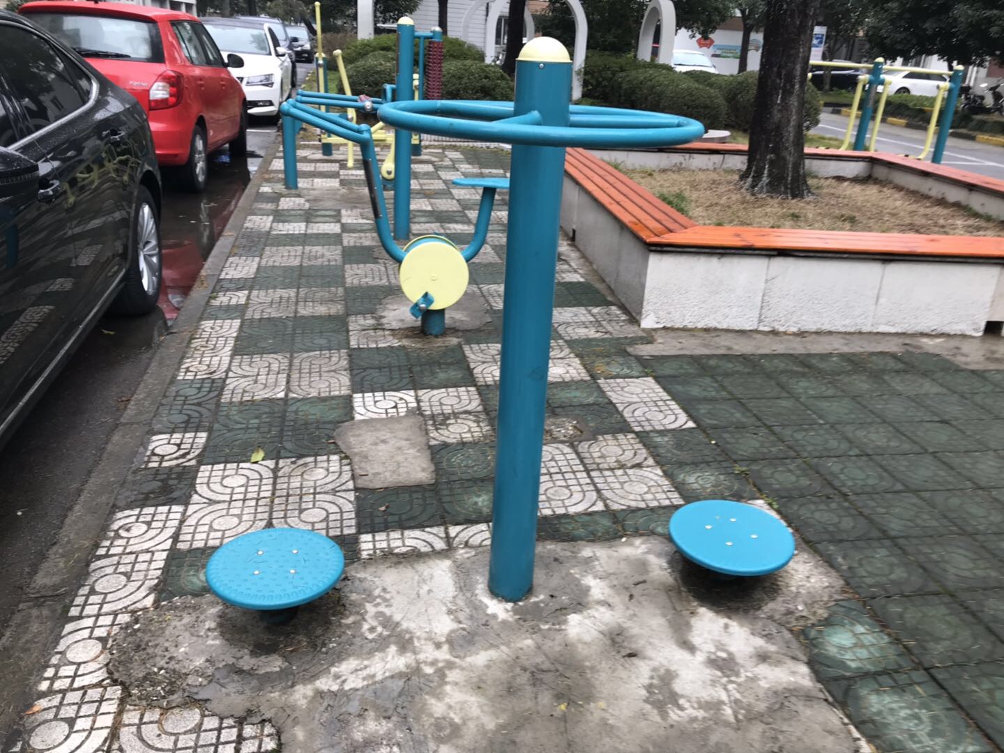 双位扭腰器