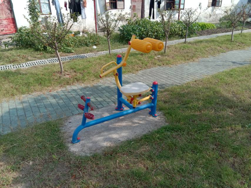 自重腹背锻炼器