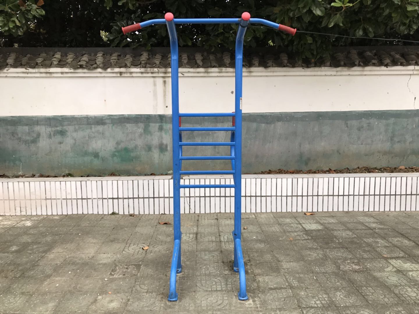 多功能训练器