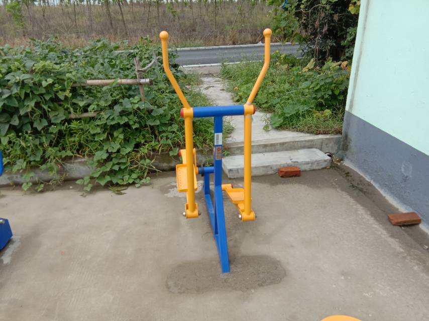 室外椭圆机