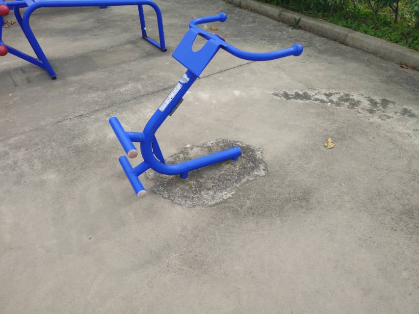 背肌训练器