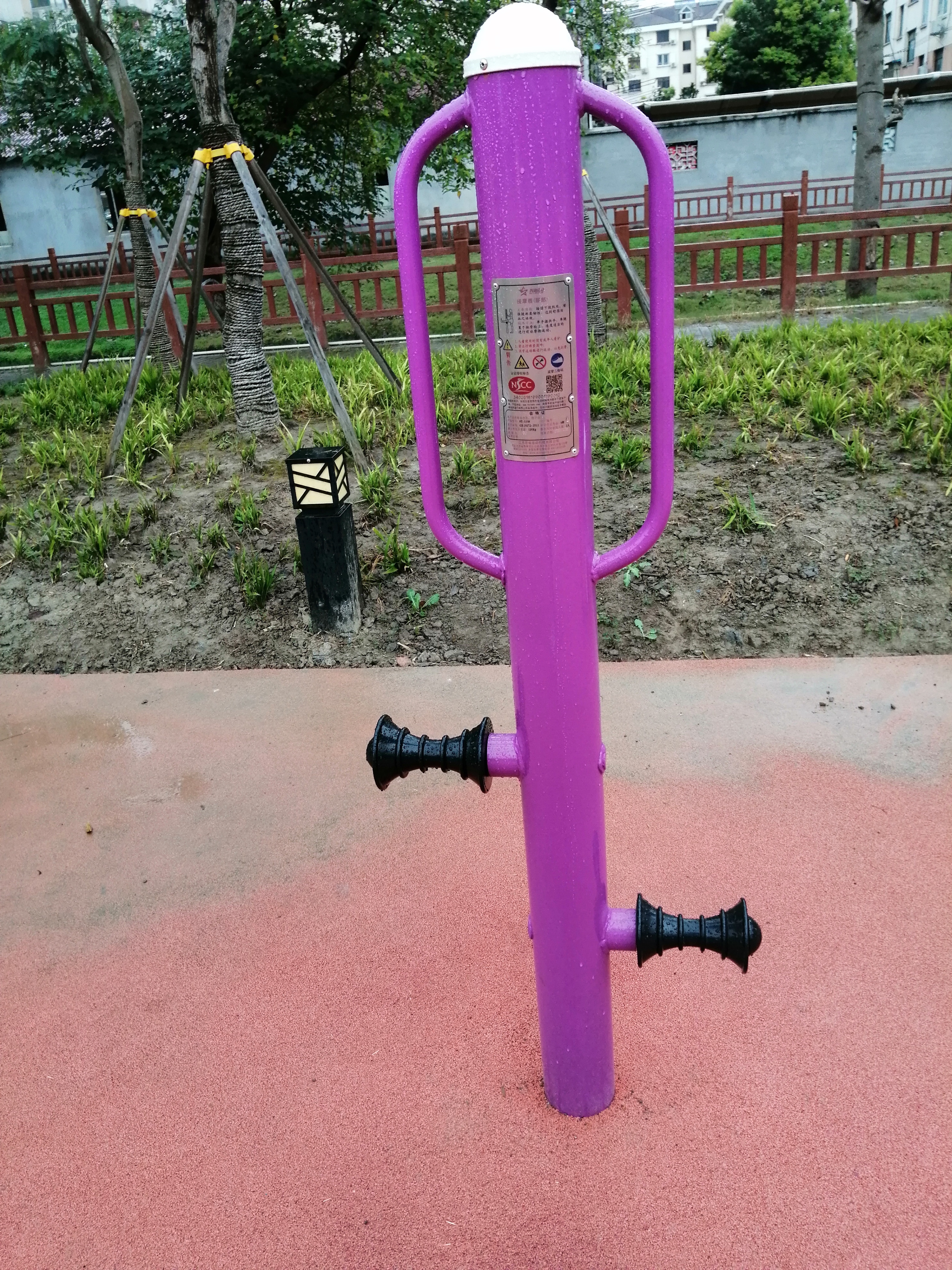 腿部按摩训练器