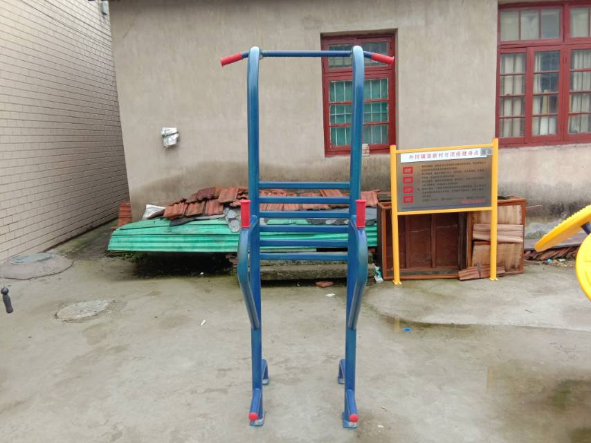 多功能锻炼器
