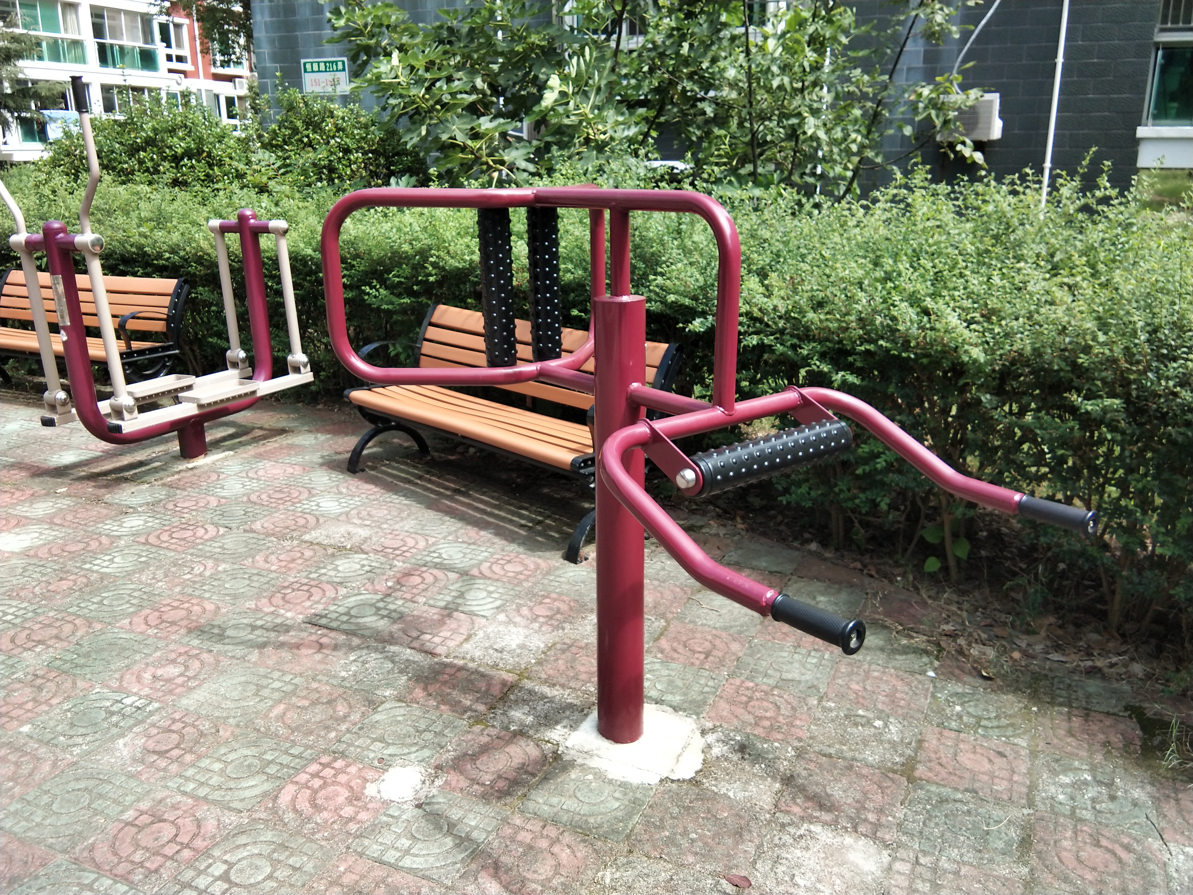 腰背按摩器