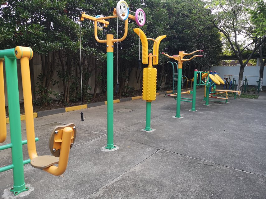 吴宝路二居委健身苑点C