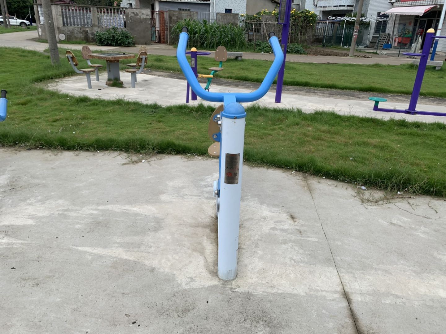 自重式高拉训练器
