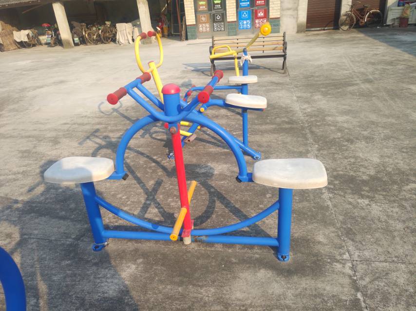 下肢锻炼器