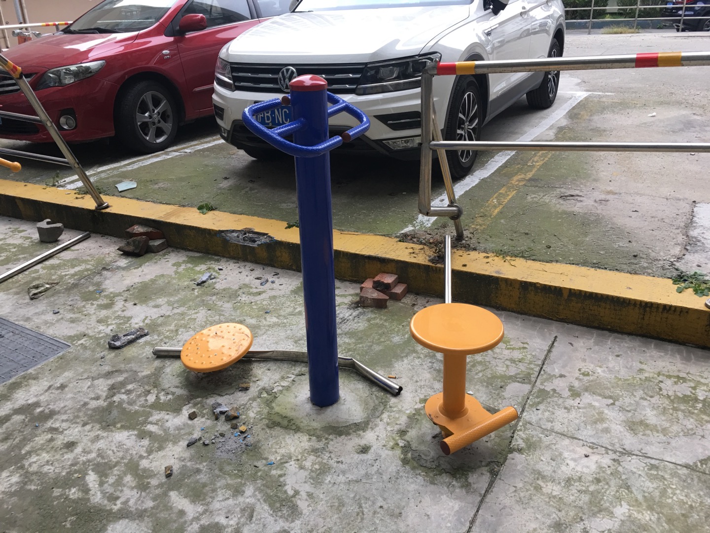 双位扭腰器