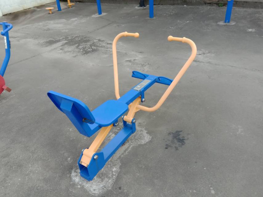 划船器