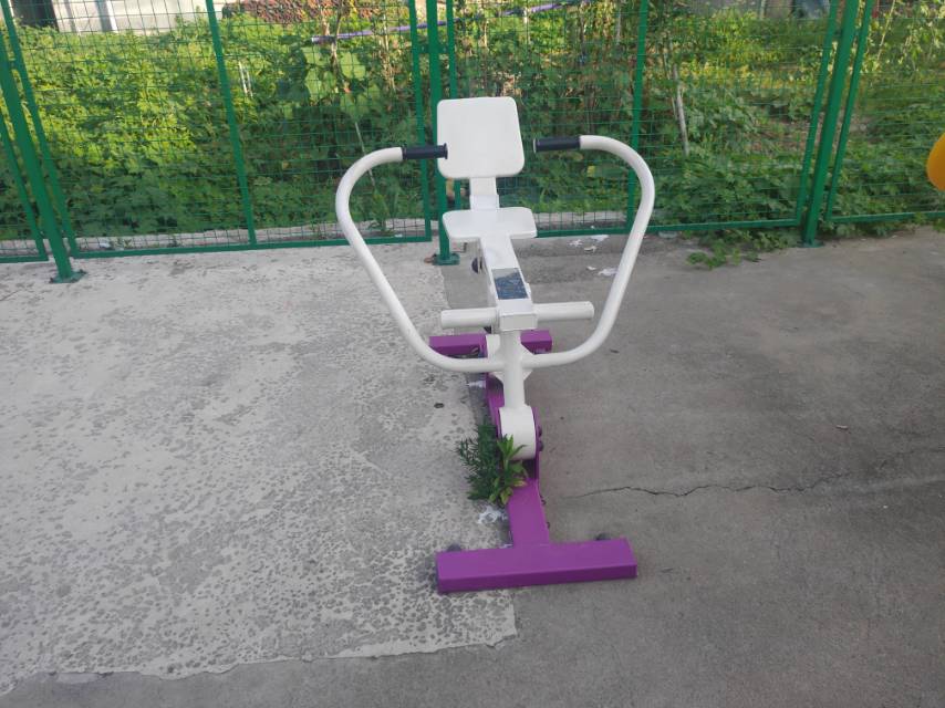 划船器