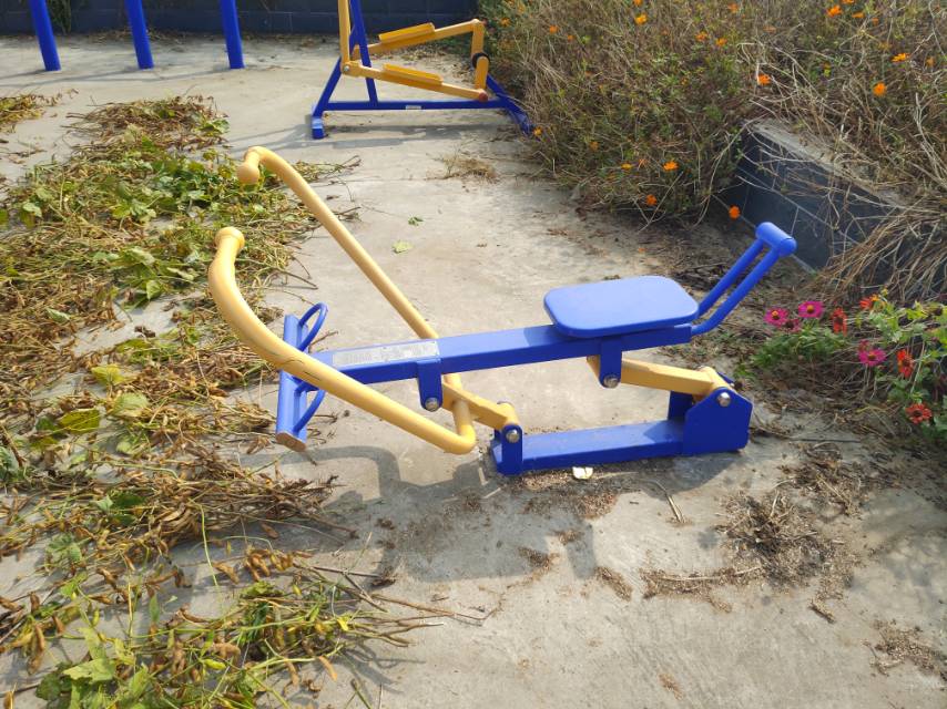 腹背屈伸训练器