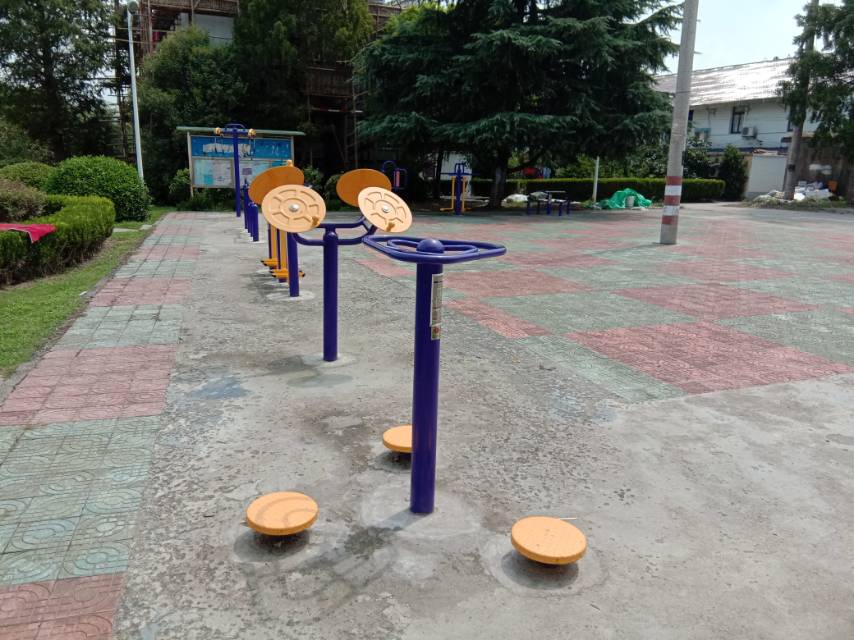 蒸淀居委会健身点