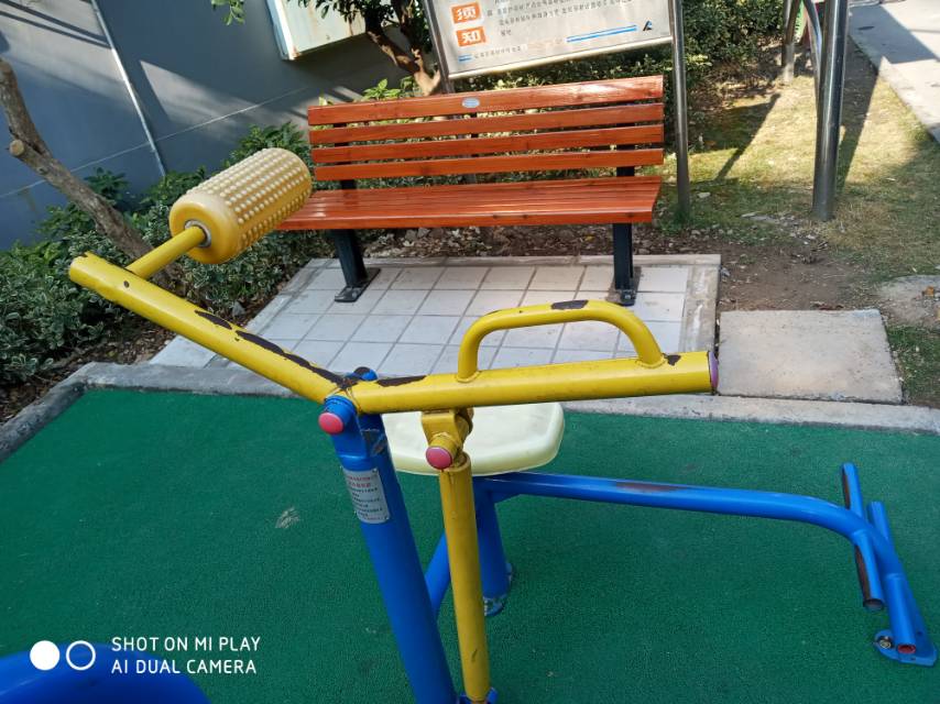 腹背锻炼器