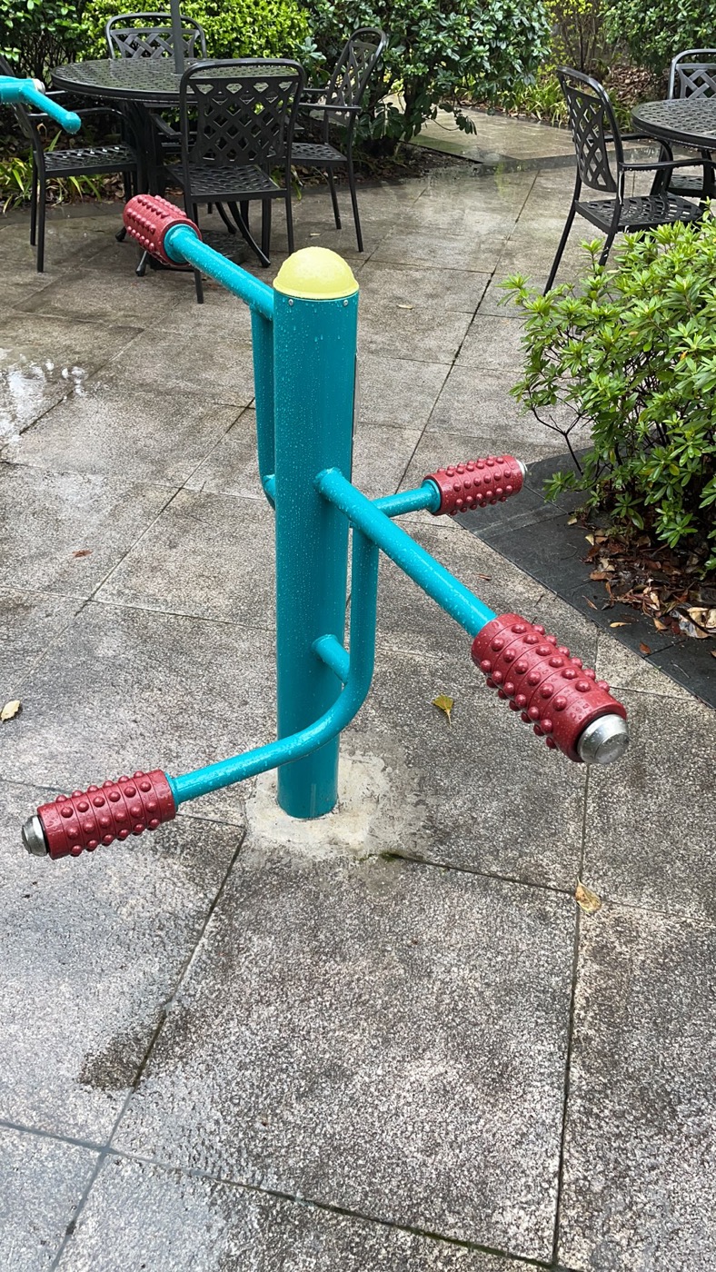 四级压腿按摩器