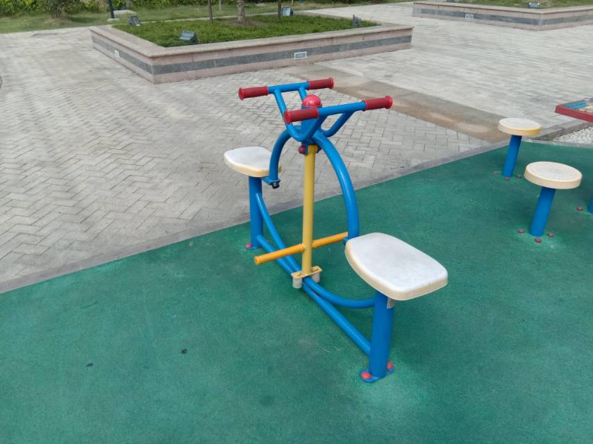 下肢康复器