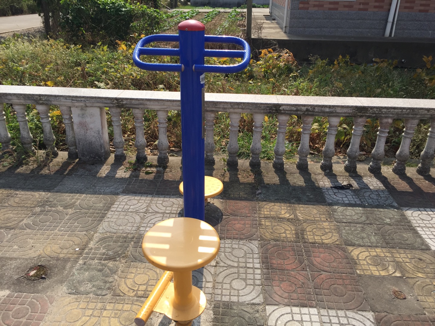 双位扭腰器
