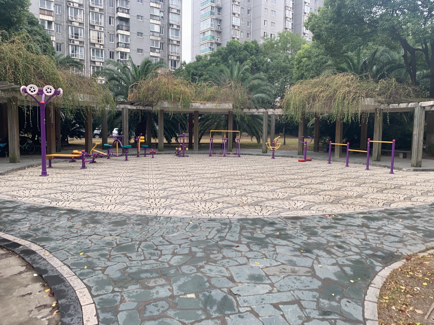 景宏家园小区健身点